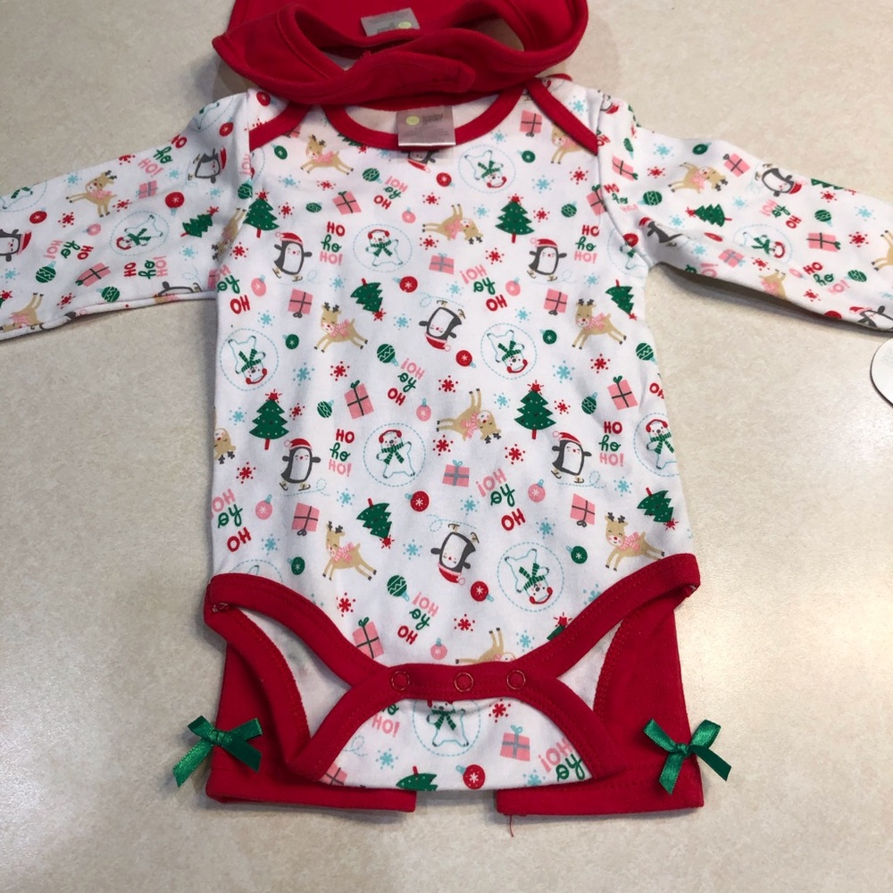 SOLD!!!    NWT Christmas outfit girls size 3-6m - Picture 5 of 12
